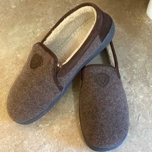 Mens Ariat house shoes